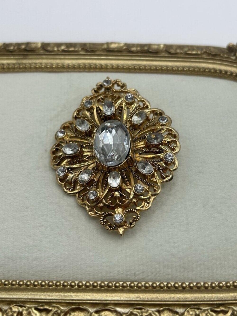 Victorian Brooch Gold Tone Pin Diamond Shape Rhinestone Vintage Chunky Art Deco - Picture 4 of 10